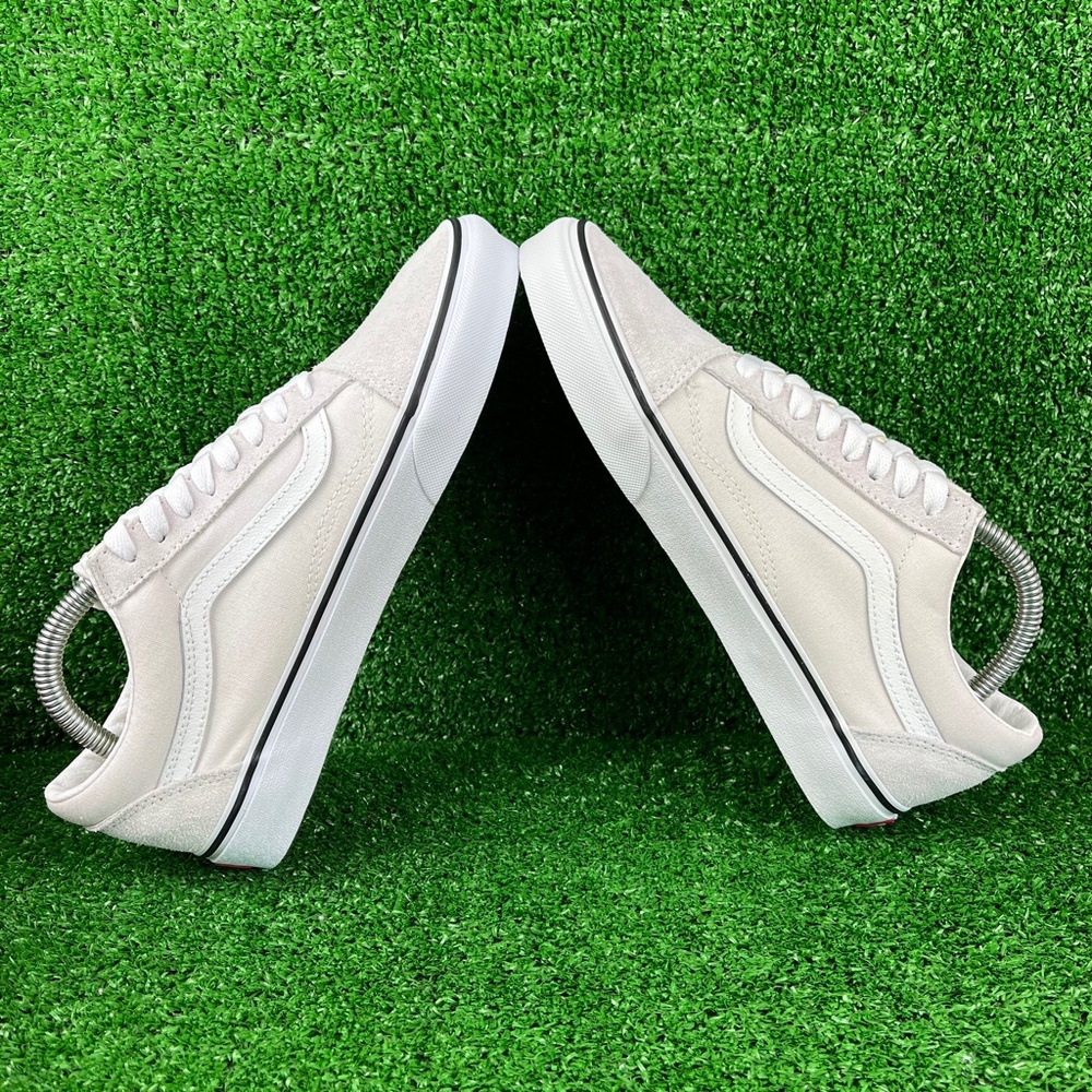 Vans Old Skool White and Light Gray Low-Top Sneakers - Picture 6 of 8